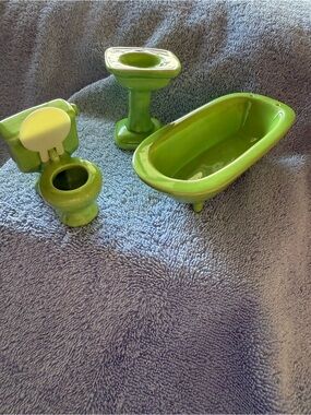 Green dollhouse ceramic Bath Set - Mini Bathtub, Toilet & Sink, mid century